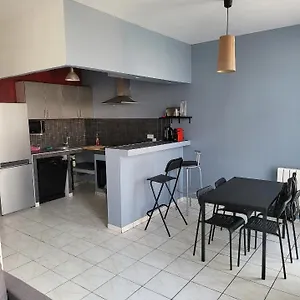 Le T3 à 600mètre Du Vieux Port Proche De La Gare Appartement